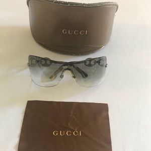 Gucci Rimless Shield Sunglasses